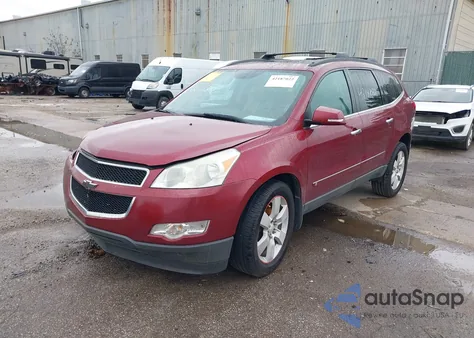 2010 Chevrolet Traverse Ltz из США, поврежденный, VIN 1GNLRHED4AS148095